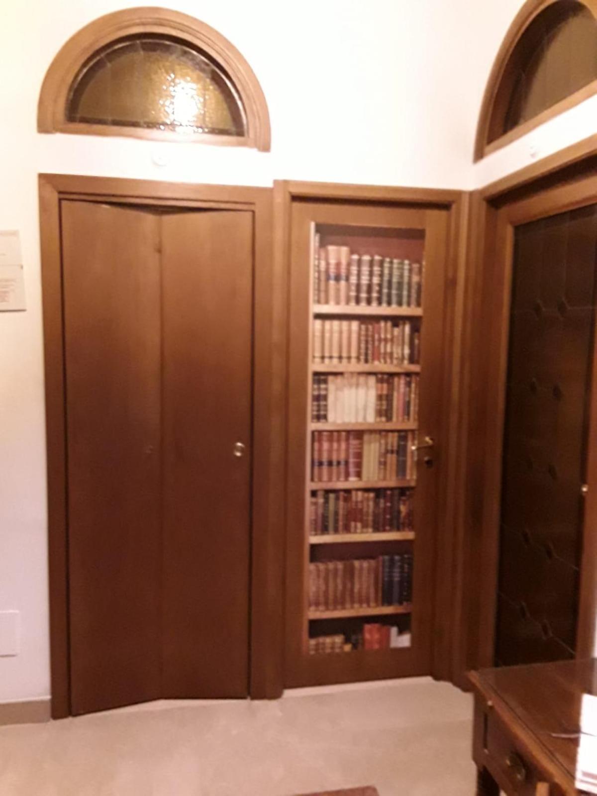 Monia Coliseum Apartment Rome Bagian luar foto