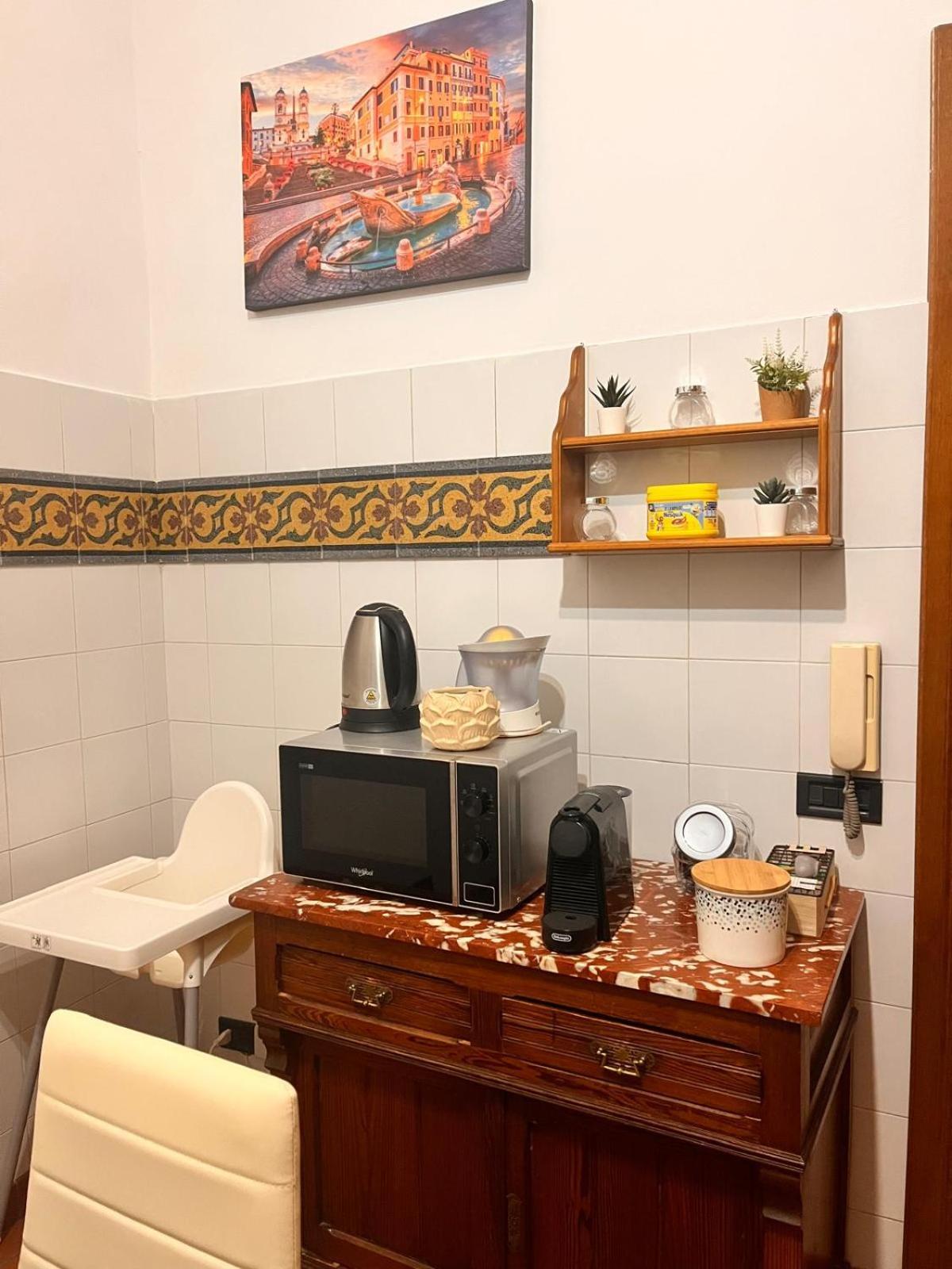 Monia Coliseum Apartment Rome Bagian luar foto